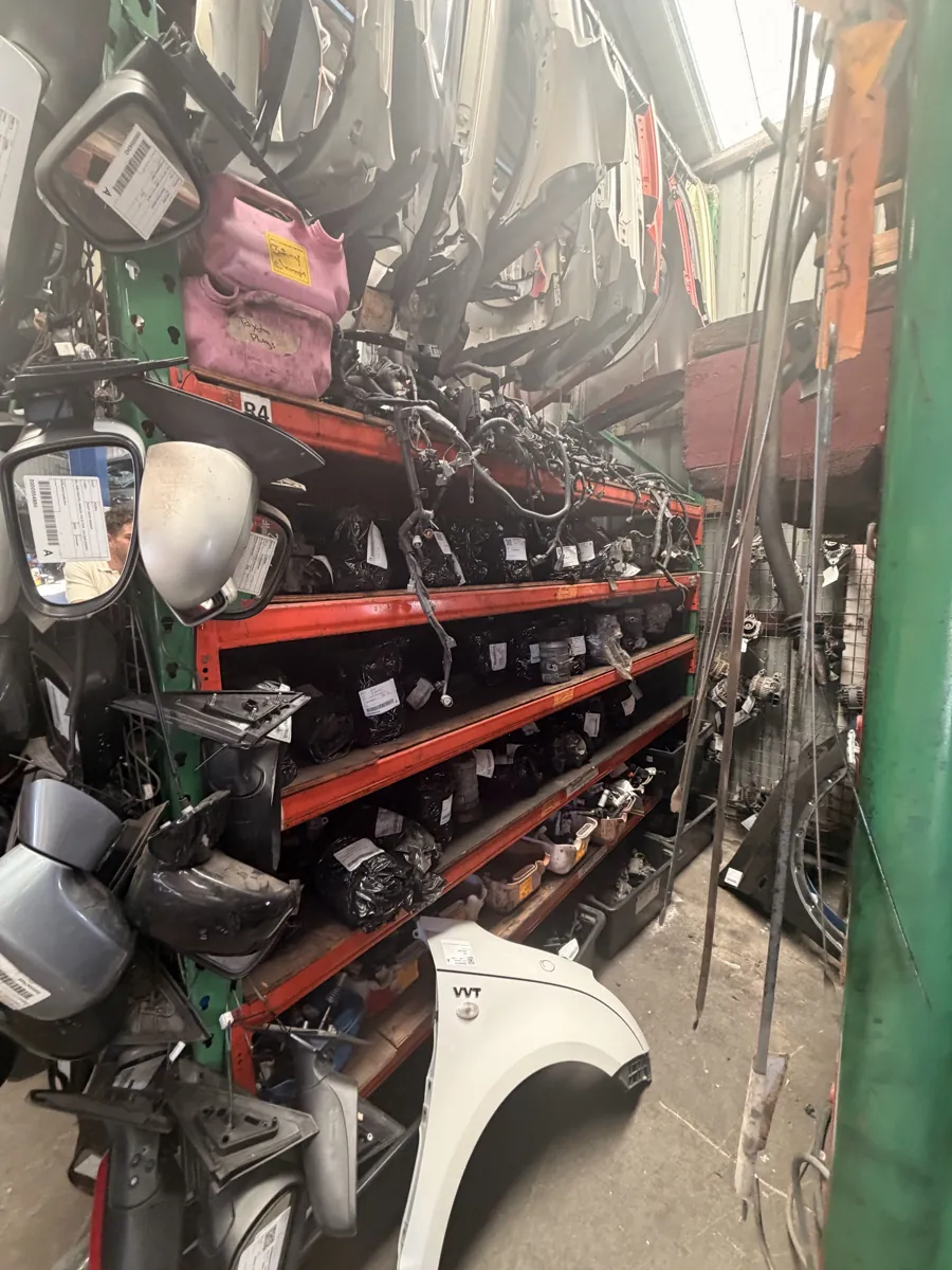 Cooling and air conditioning at Gold Coast Car Parts, Molendinar